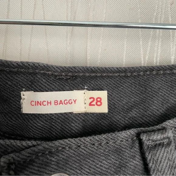 Levi’s Women’s High Rise Cinch Baggy Jeans - Black Wash Size 28 X 31 NWT - Picture 10 of 16